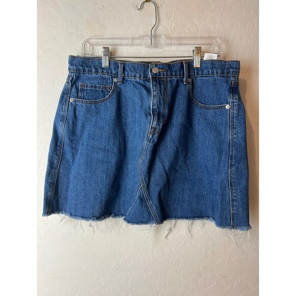 Old Navy Sz 14 Raw Hem Cut Off Jean Mini Skirt 100% Cotton Medium Wash - Picture 1 of 8